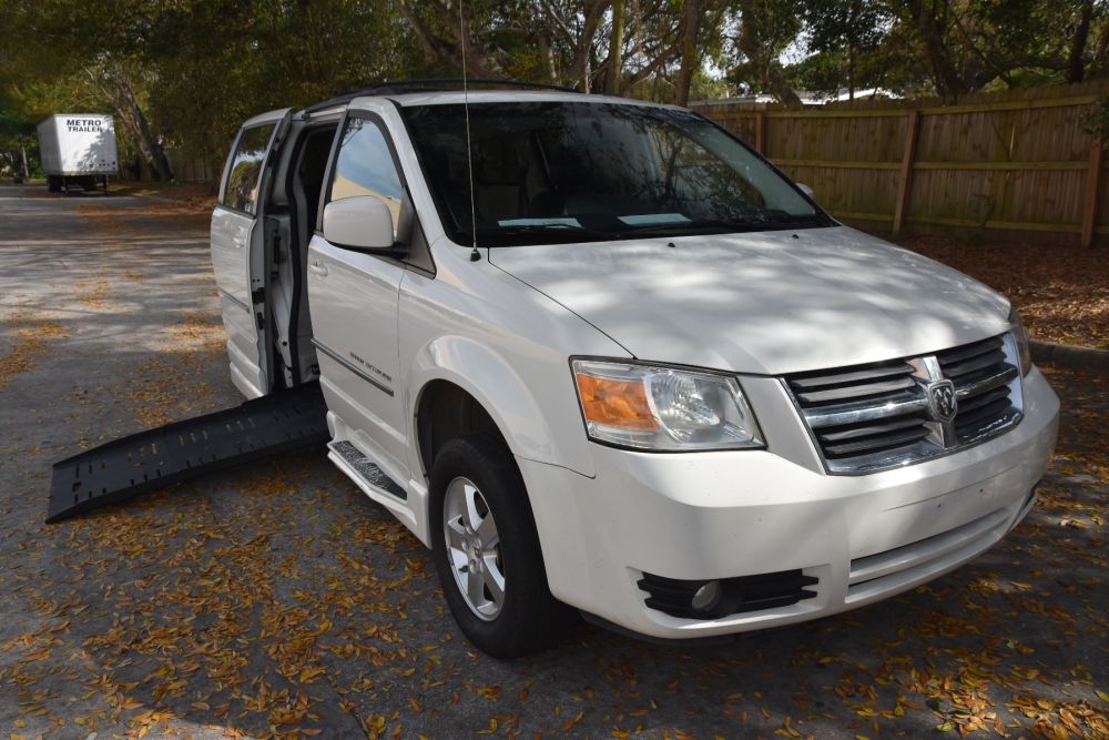 dodge grand caravan 2010 2D4RN5D13AR202057 image dodge grand caravan 2010 2D4RN5D13AR202057 image